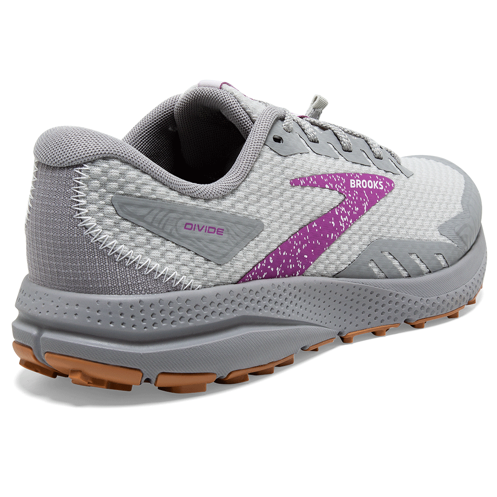 Zapatillas Trail Running Mujer Brooks Divide 2 Gris